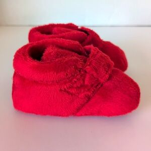 UGG Kids' Bixbee Washable Slip-On Crib Shoes (Infant)